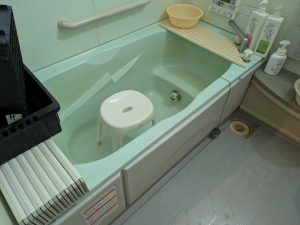 綺麗にお使いですが、経年劣化が見受けられます。